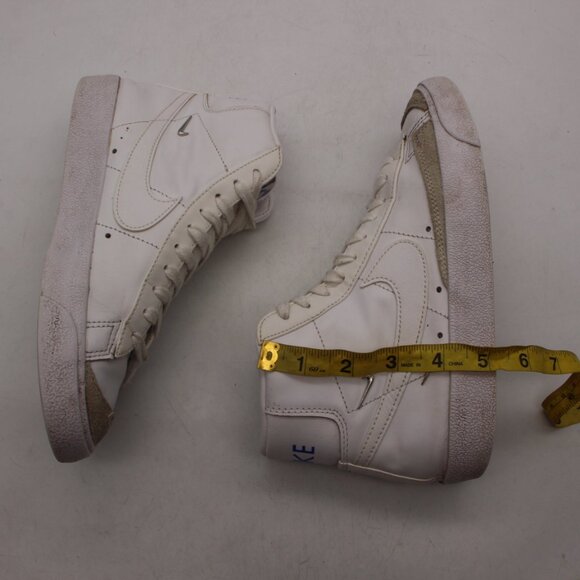Nike Blazer Mid ‘77 Sisterhood Women's 7 White Basketball Sneakers CZ4627-100 - Picture 6 of 9